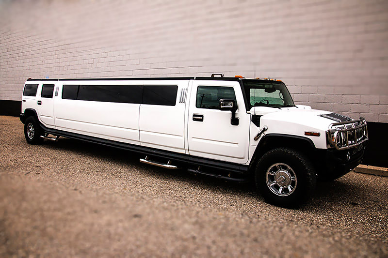 Hummer limos in Toledo